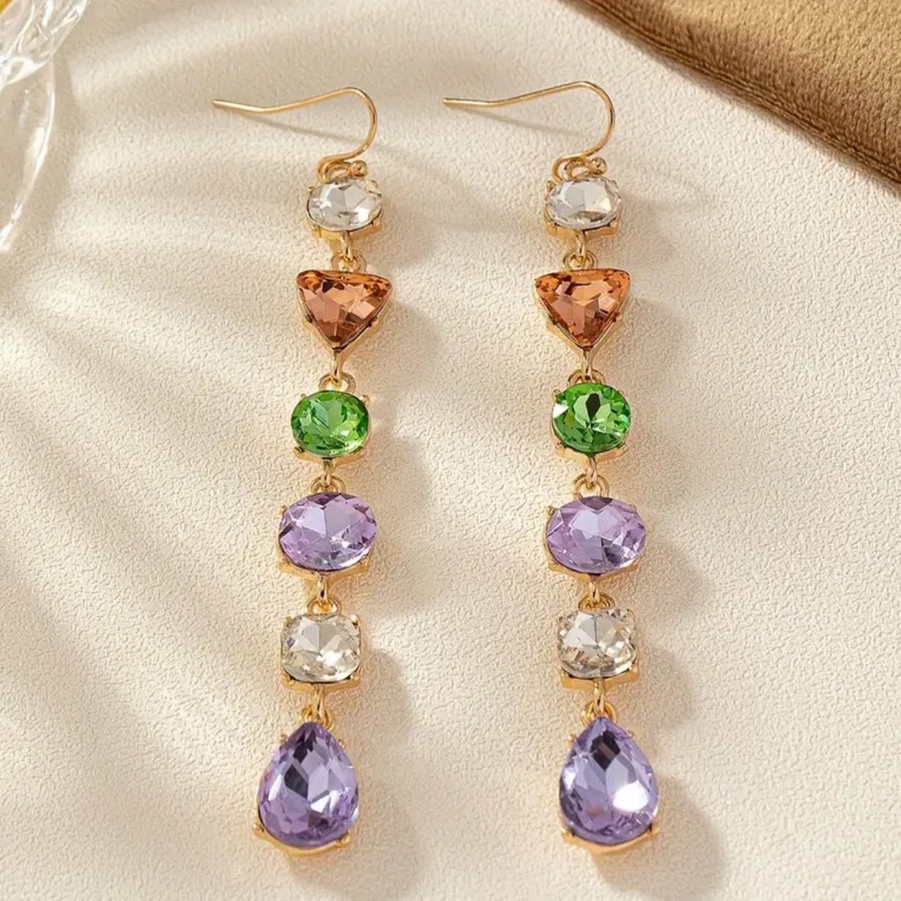 Rhinestone Dangle Earrings - Picture 2 of 2